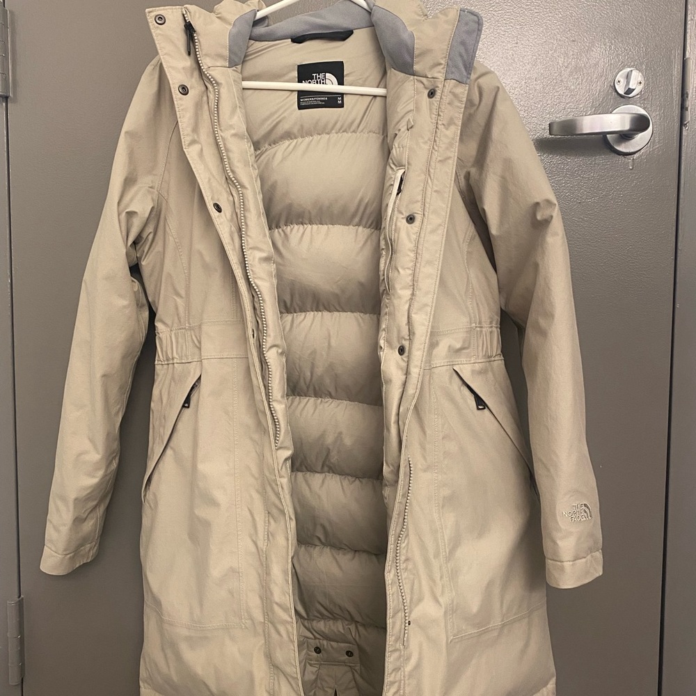 The North Face Women's Ski Jacket in Beige